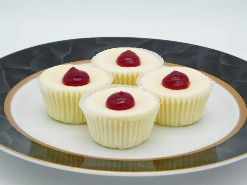 White Chocolate Raspberry (GF) — mini