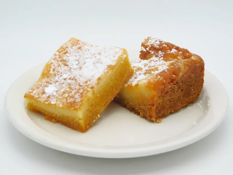 Original Gooey Butter Cake — slice