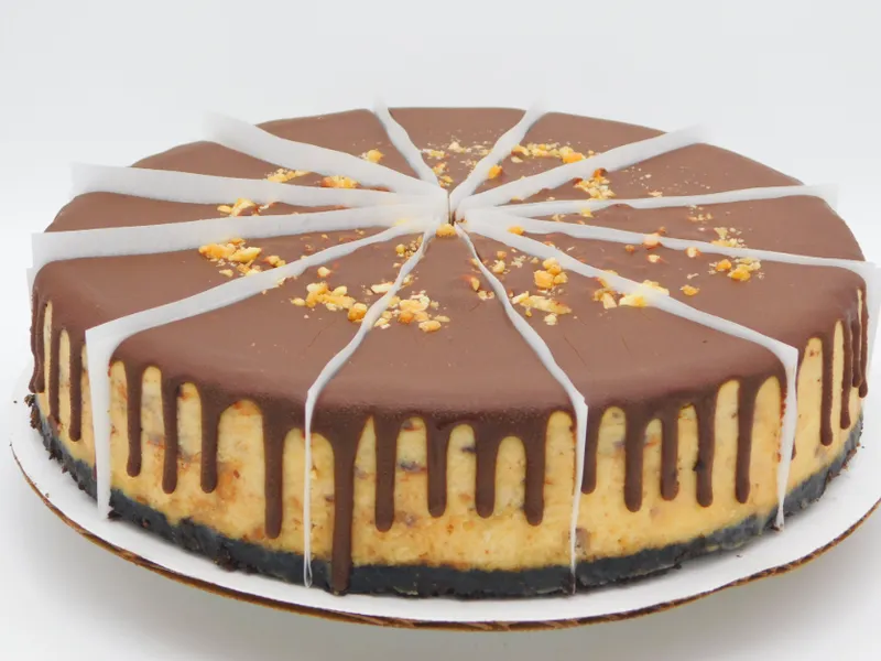 Snickers — 9 inch cake