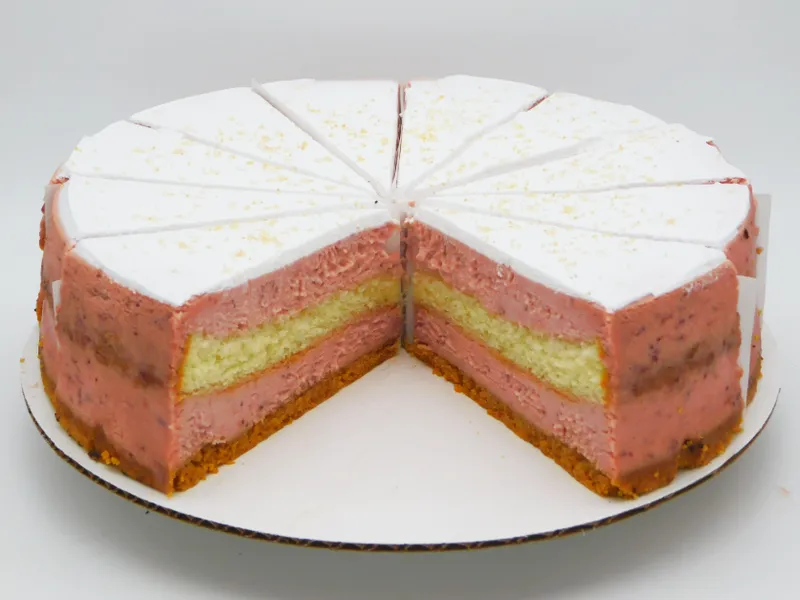 Strawberry Shortcake — 9 inch cake